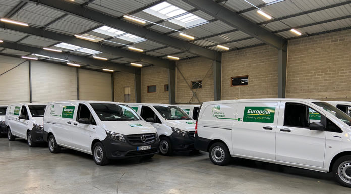 La flotte d’Europcar en France s’étoffe avec des utilitaires électriques Mercedes