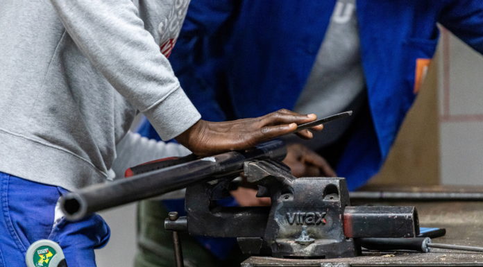 2023 : les aides à l’embauche d’apprentis et de salariés en contrat de professionnalisation de moins de 30 ans