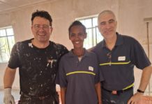 Chantier solidaire : quand un artisan peintre vendéen redonne des couleurs à une école éthiopienne