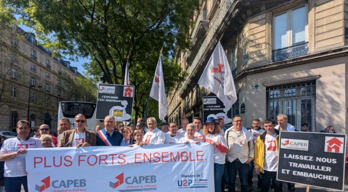 Les artisans vent debout contre la ZFE à Paris